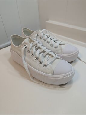 Converse Women's Low-Top Platform Sneakers